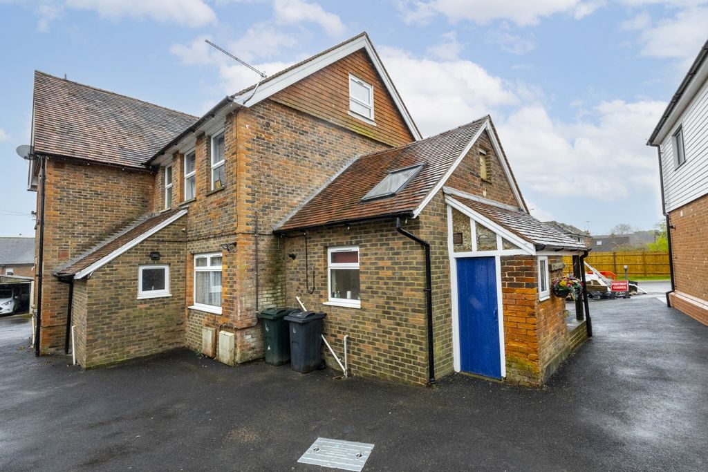 Property photo 2 of 15 CC_Media-11
