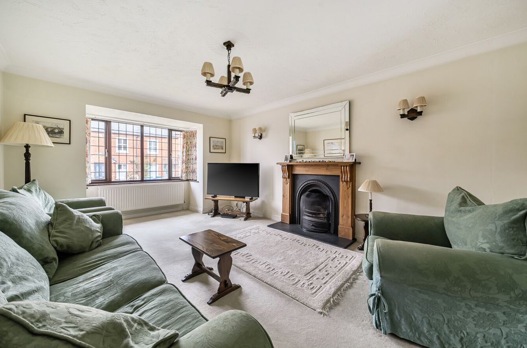 Property photo 2 of 22 1433799-14-69c277...