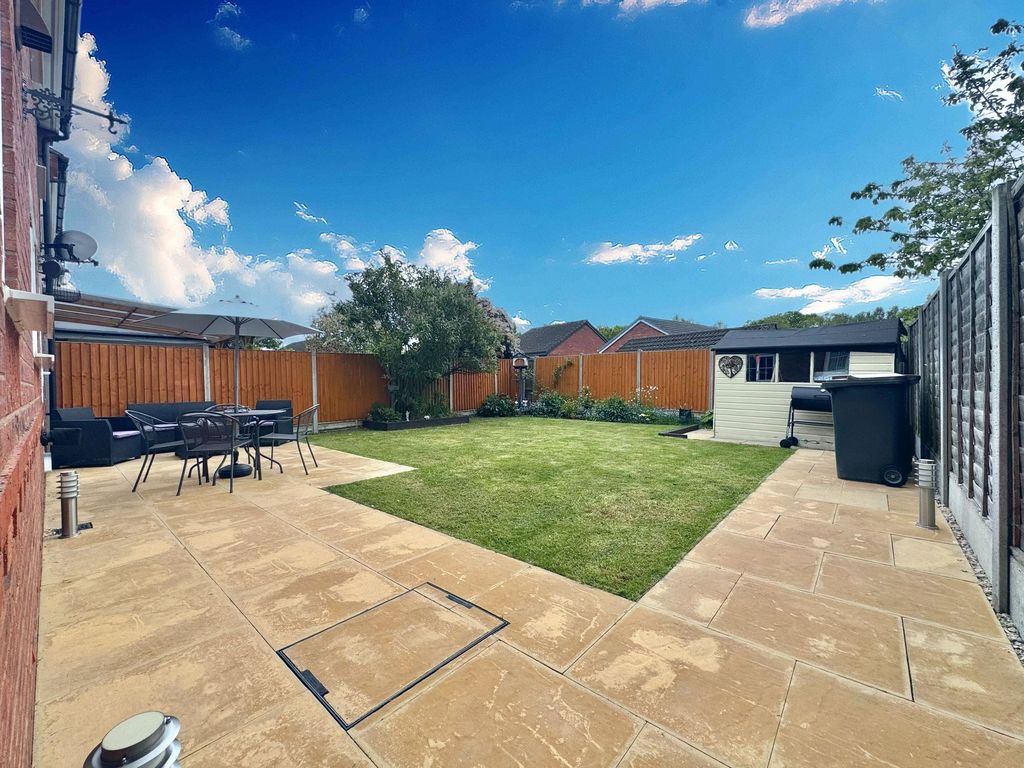 Property photo 2 of 30