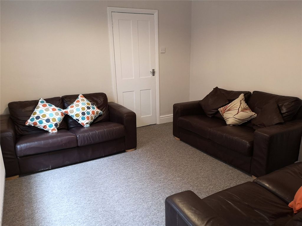 Property photo 3 of 12 Picture No. 39