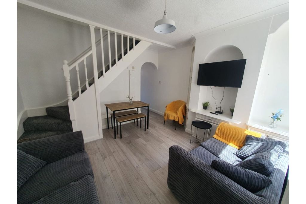 Property photo 1 of 26