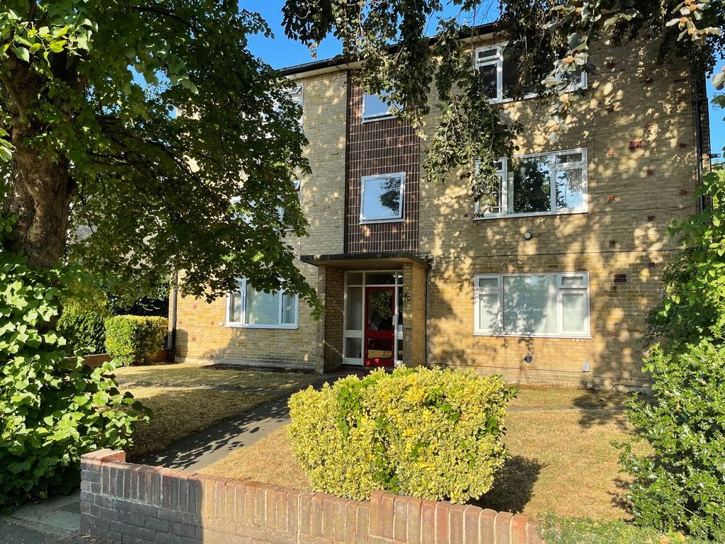Property photo 1 of 8