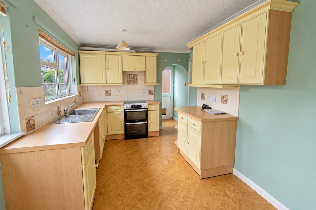 Property photo 3 of 11
