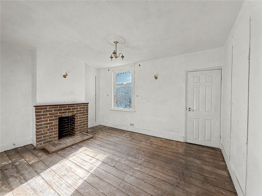 Property photo 2 of 8 Dining Room