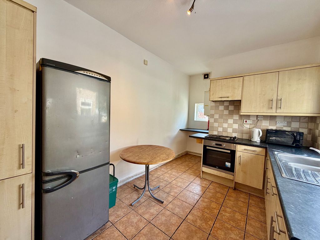Property photo 2 of 13