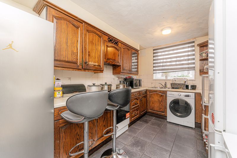 Property photo 2 of 19 Photo 9