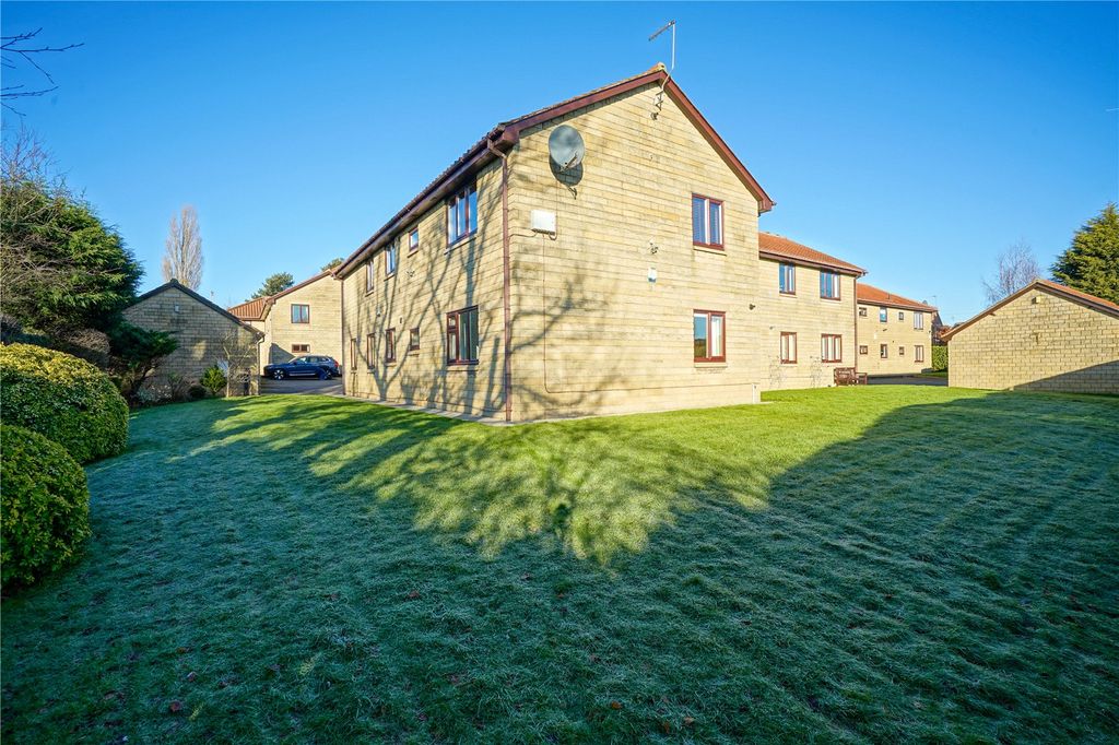 Property photo 1 of 11 Picture No. 10