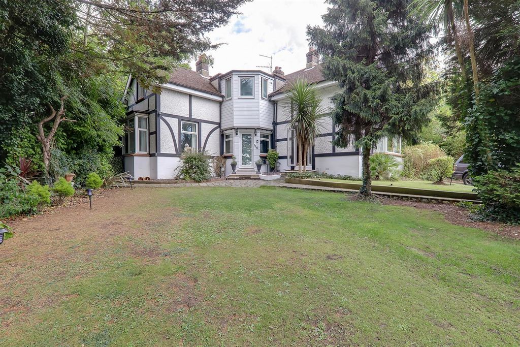 Property photo 1 of 38 Img_4028-Img_4030.Jpg