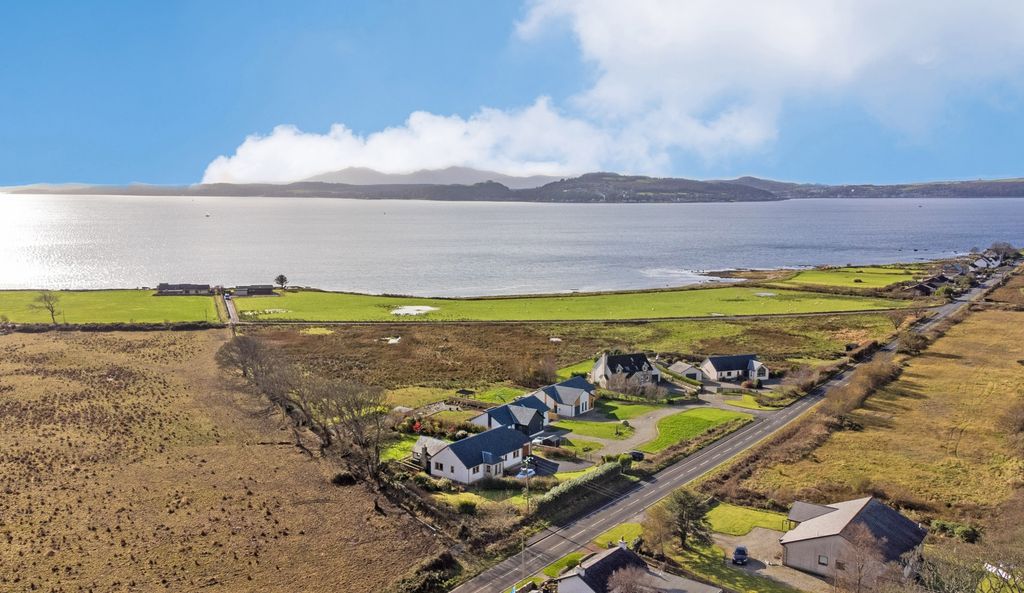 Property photo 2 of 32 4141282