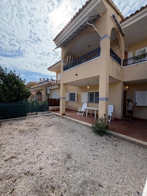 Property photo 2 of 19