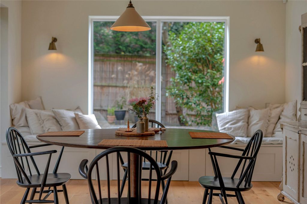 Property photo 3 of 37 Picture No. 19