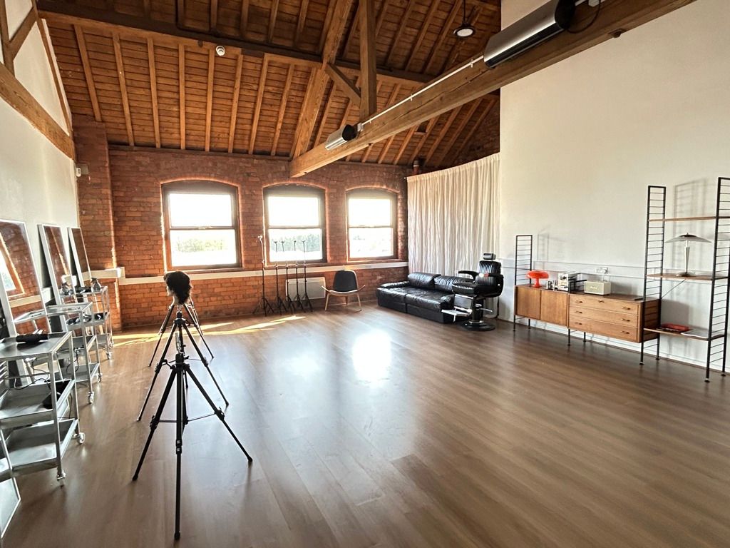 Property photo 3 of 9 Photo 3