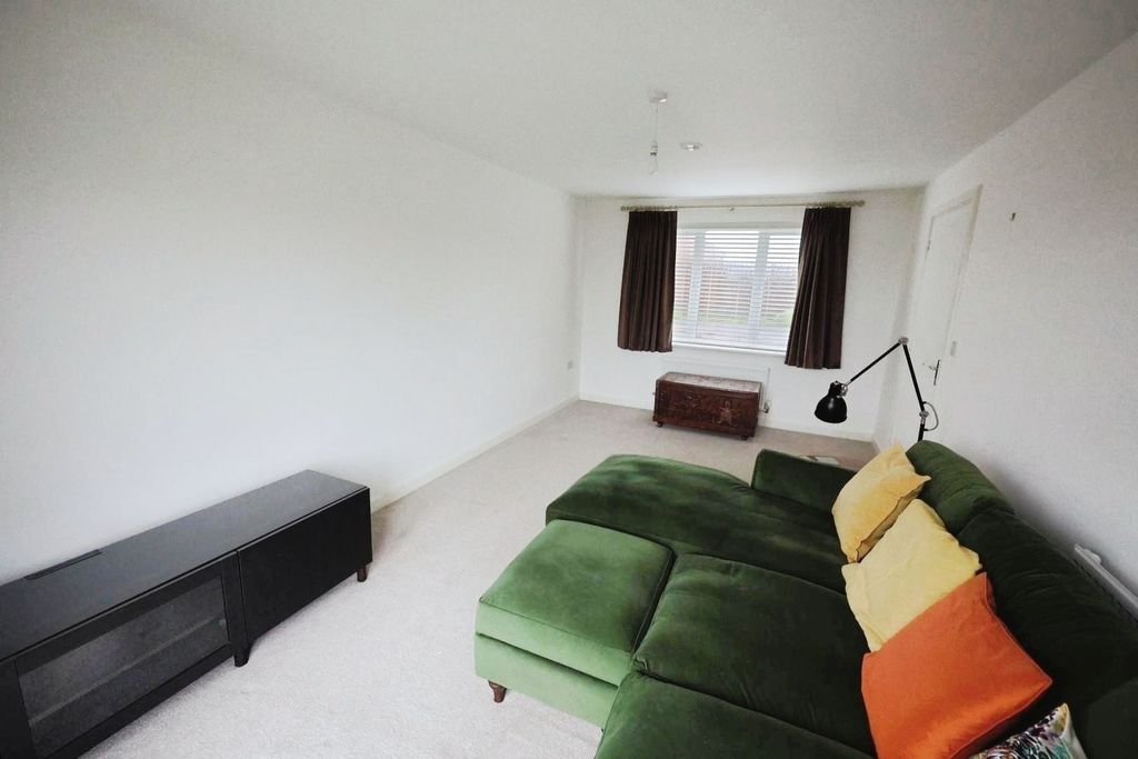 Property photo 2 of 14 Pbox-Img.Jpg