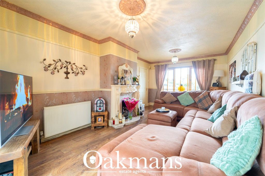 Property photo 3 of 37 Picture No. 06