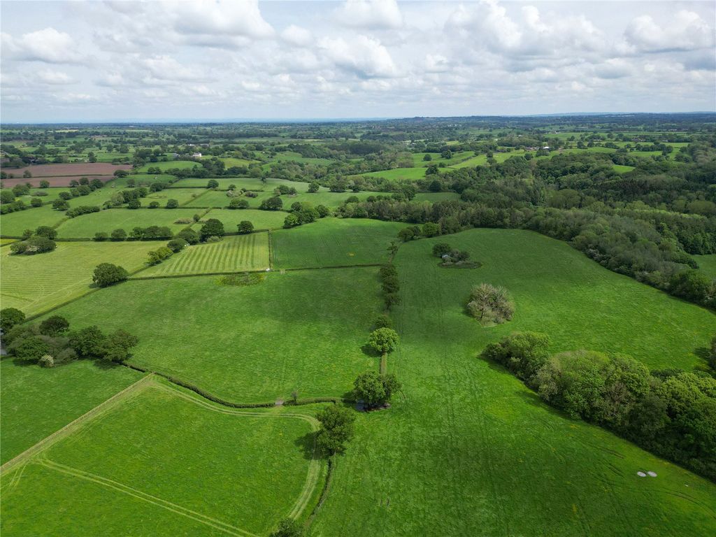 Property photo 2 of 3 Picture No. 09