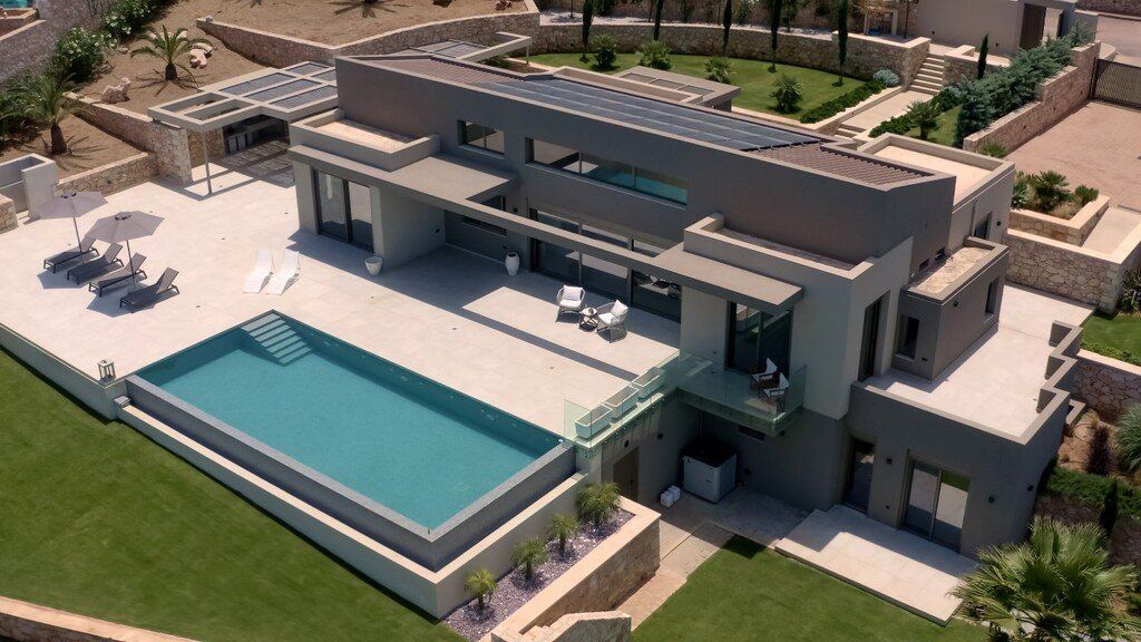 Property photo 1 of 24 For Sale Villa 200 m² In Crete