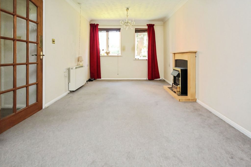 Property photo 3 of 16 64c27d21-Image00021.Jpg