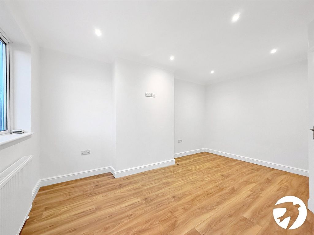 Property photo 2 of 17 Reception Room