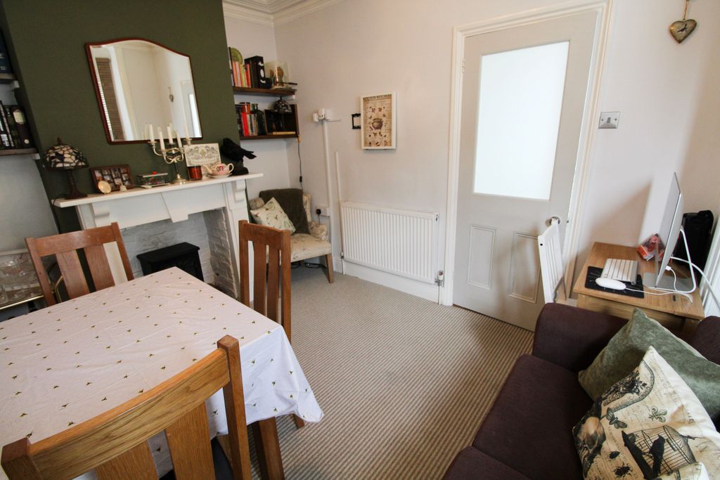 Property photo 2 of 19