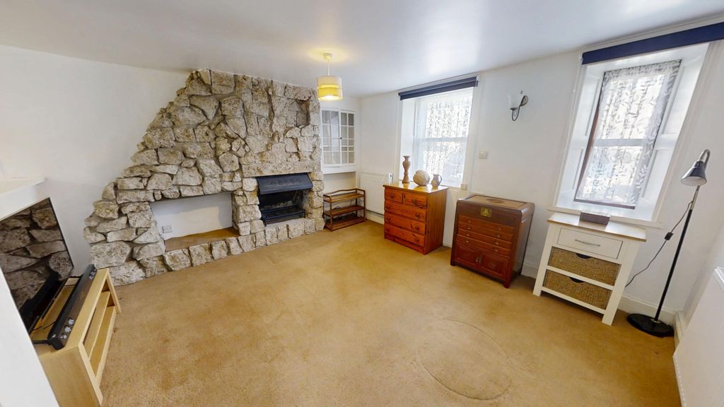 Property photo 3 of 19 Wakeham-Portland-Dorset-UK-04132026_155245