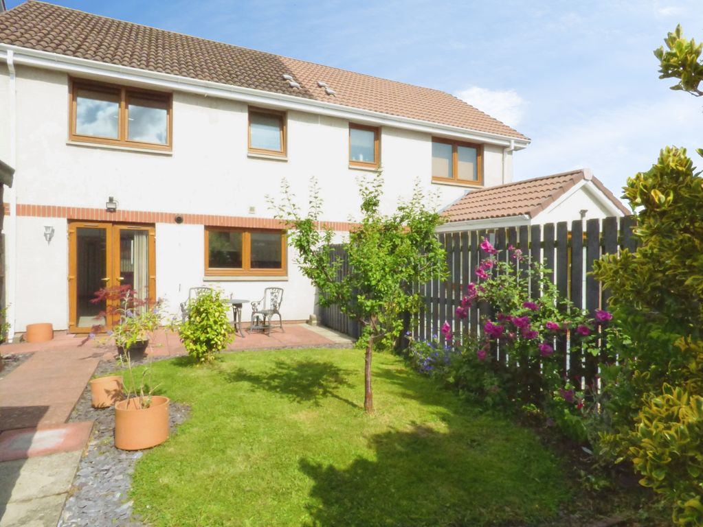 Property photo 3 of 23 Rear Garden