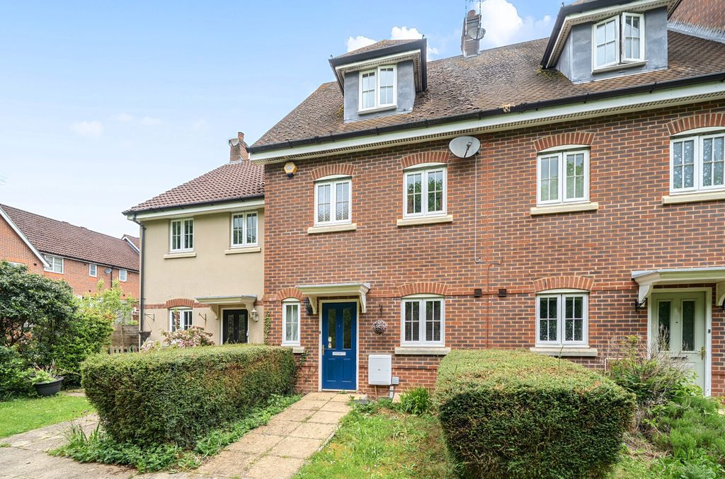 Property photo 1 of 16 1463699-16-6A0Af7...