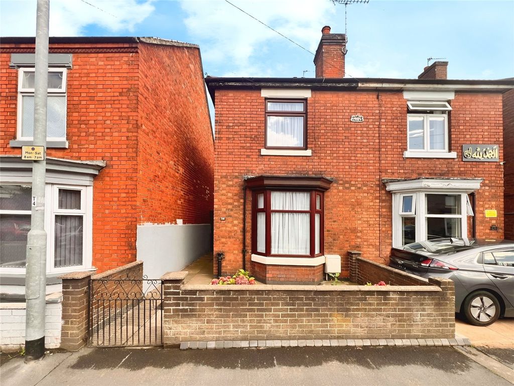 Property photo 1 of 16 Front