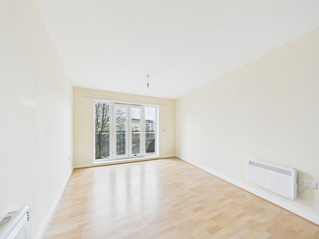 Property photo 2 of 7 Picture No. 01