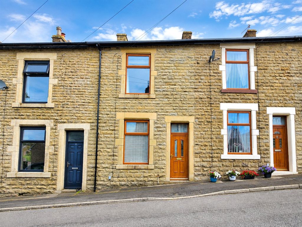 Property photo 1 of 21 Picture No. 28