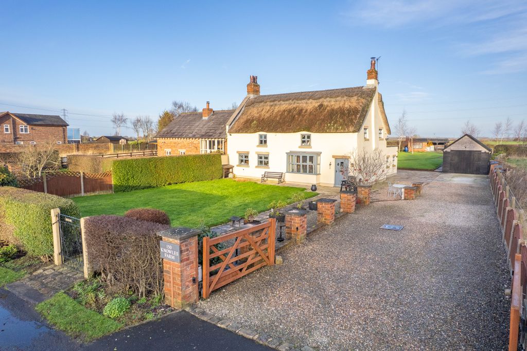 Property photo 1 of 22 Front