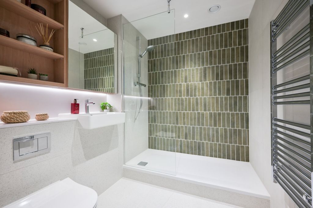 Property photo 1 of 23