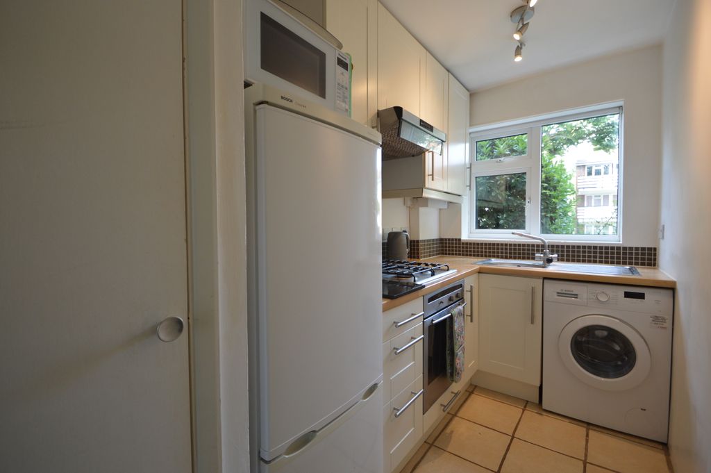 Property photo 3 of 5