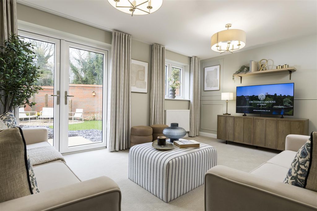 Property photo 1 of 13 Brom L.Jpg