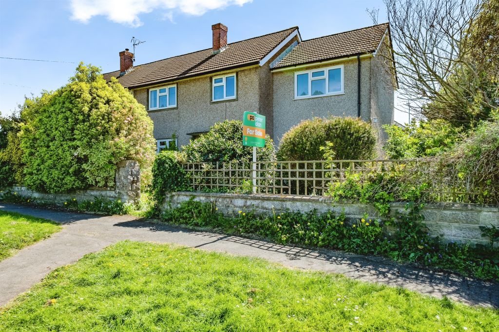 Property photo 1 of 32