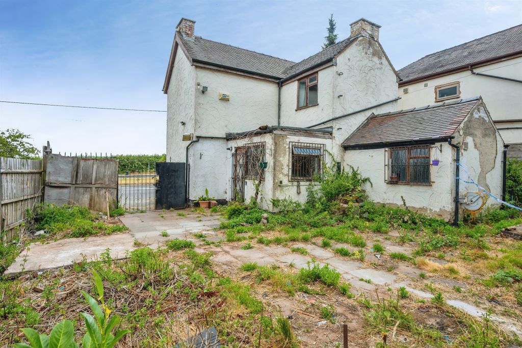 Property photo 3 of 16