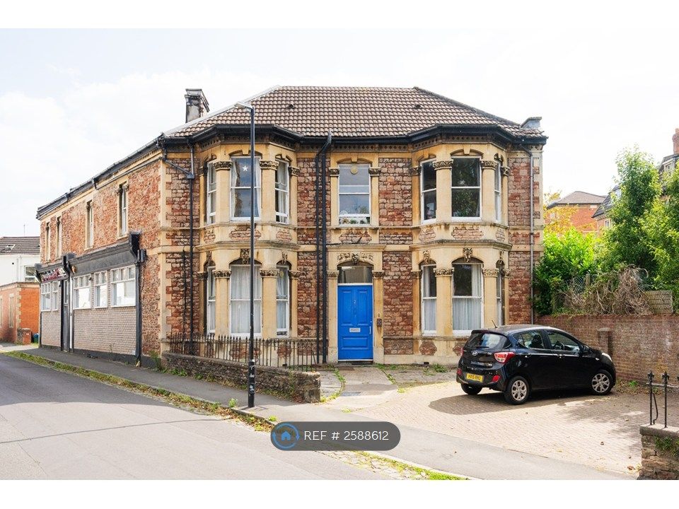 Property photo 1 of 8