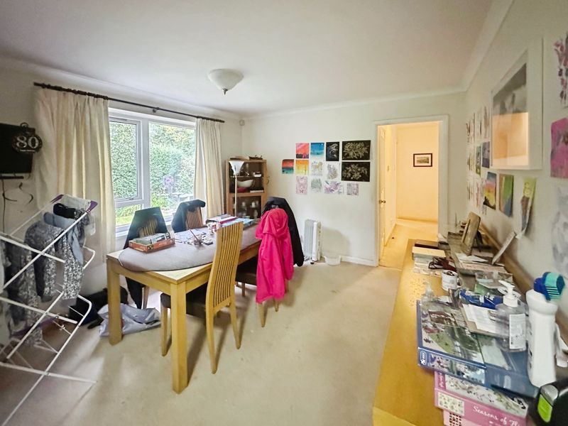 Property photo 3 of 18 Dining Room