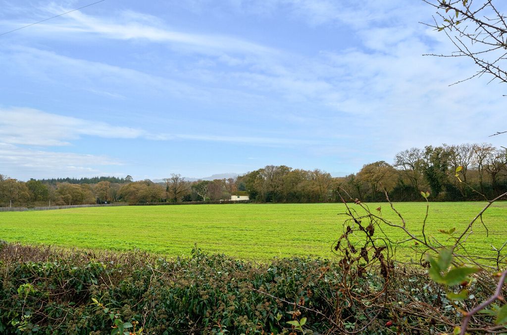 Property photo 3 of 13 Outlook To Nat. Park