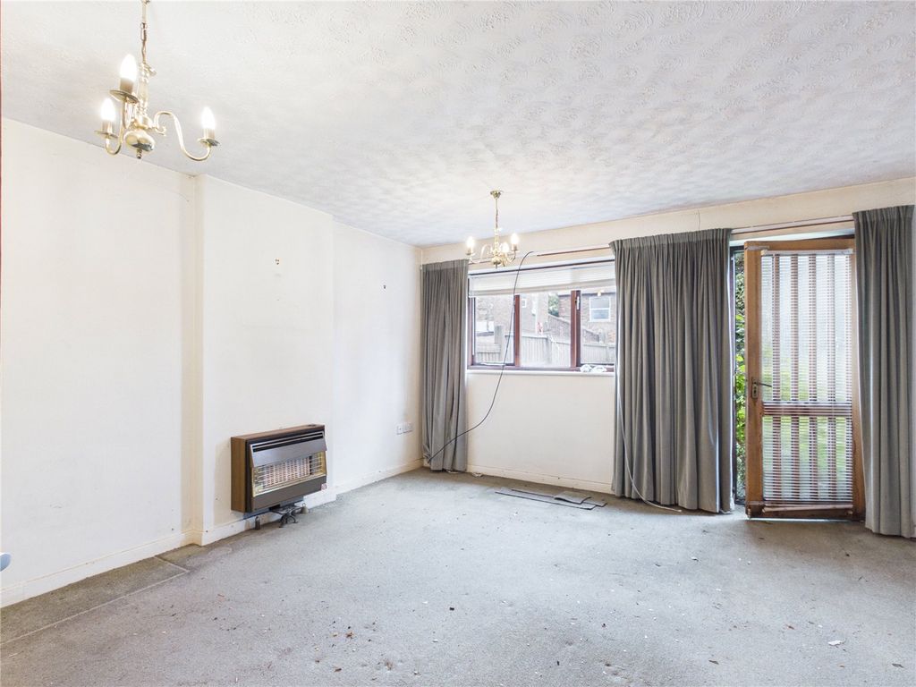 Property photo 3 of 11 Picture No. 16