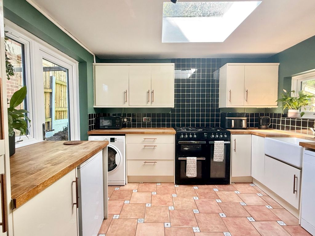 Property photo 3 of 13