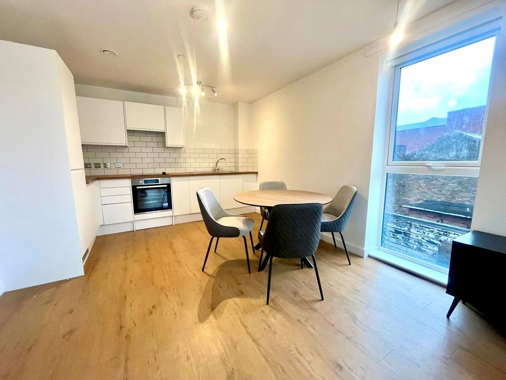 Property photo 1 of 7 Kitchen Diner