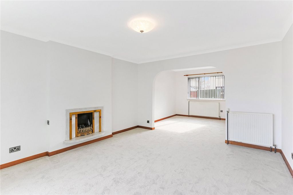 Property photo 3 of 33 Picture No. 06