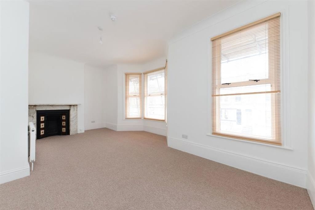 Property photo 2 of 4