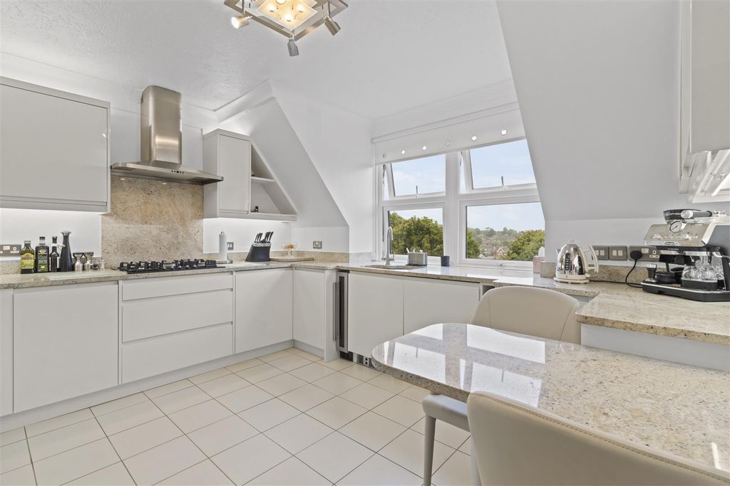 Additional image 10 of 3 bed flat for saleSt. Johns Road, Meads, Eastbourne BN20