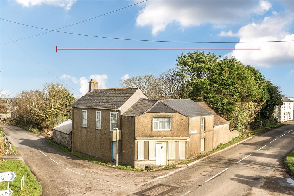 Property photo 1 of 10 Front With Line.Jpg