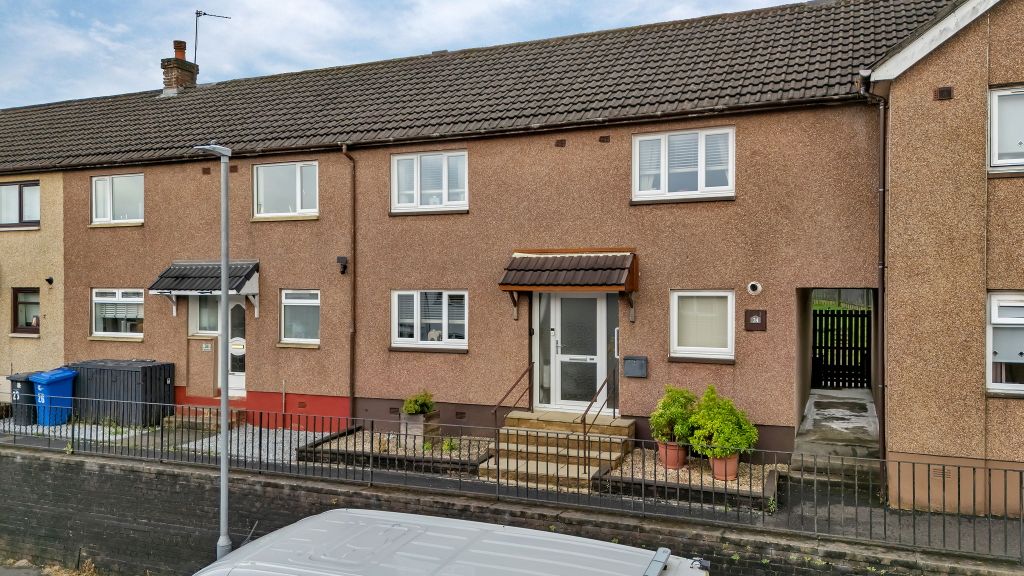 Property photo 2 of 36 002