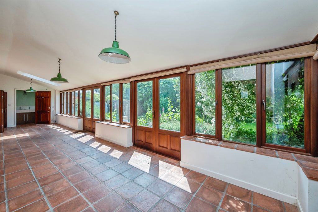 Property photo 3 of 16