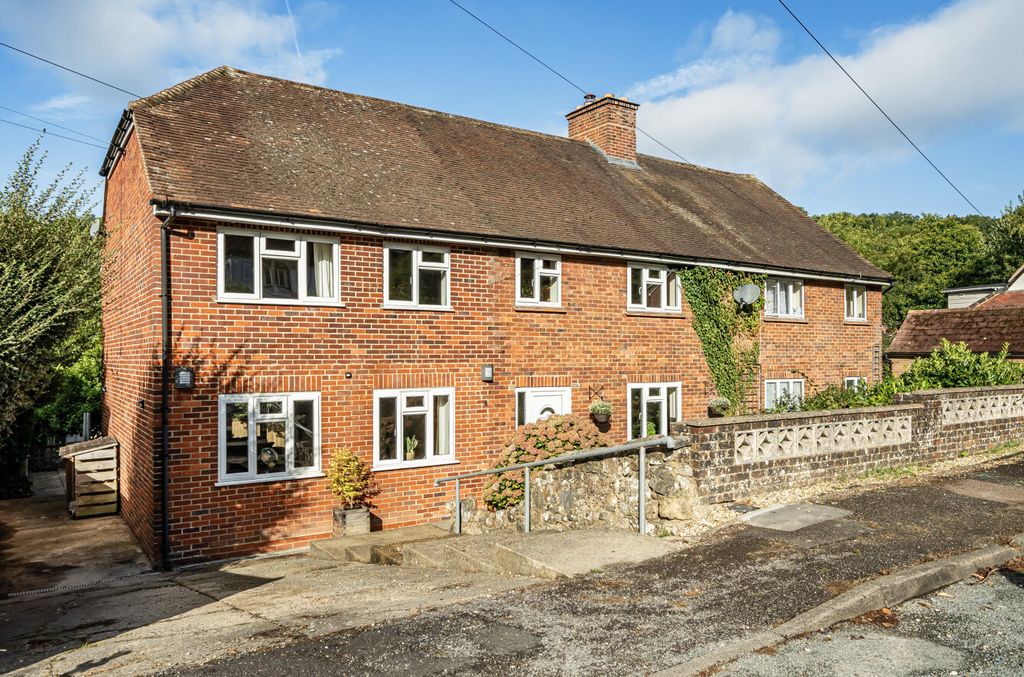 Property photo 1 of 15 1335427-19-68B021...