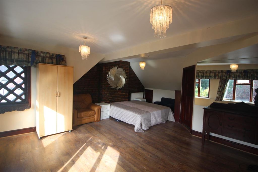 Property photo 2 of 5 3691492