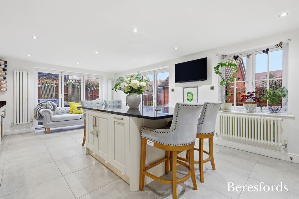 Property photo 3 of 30 Picture No. 16